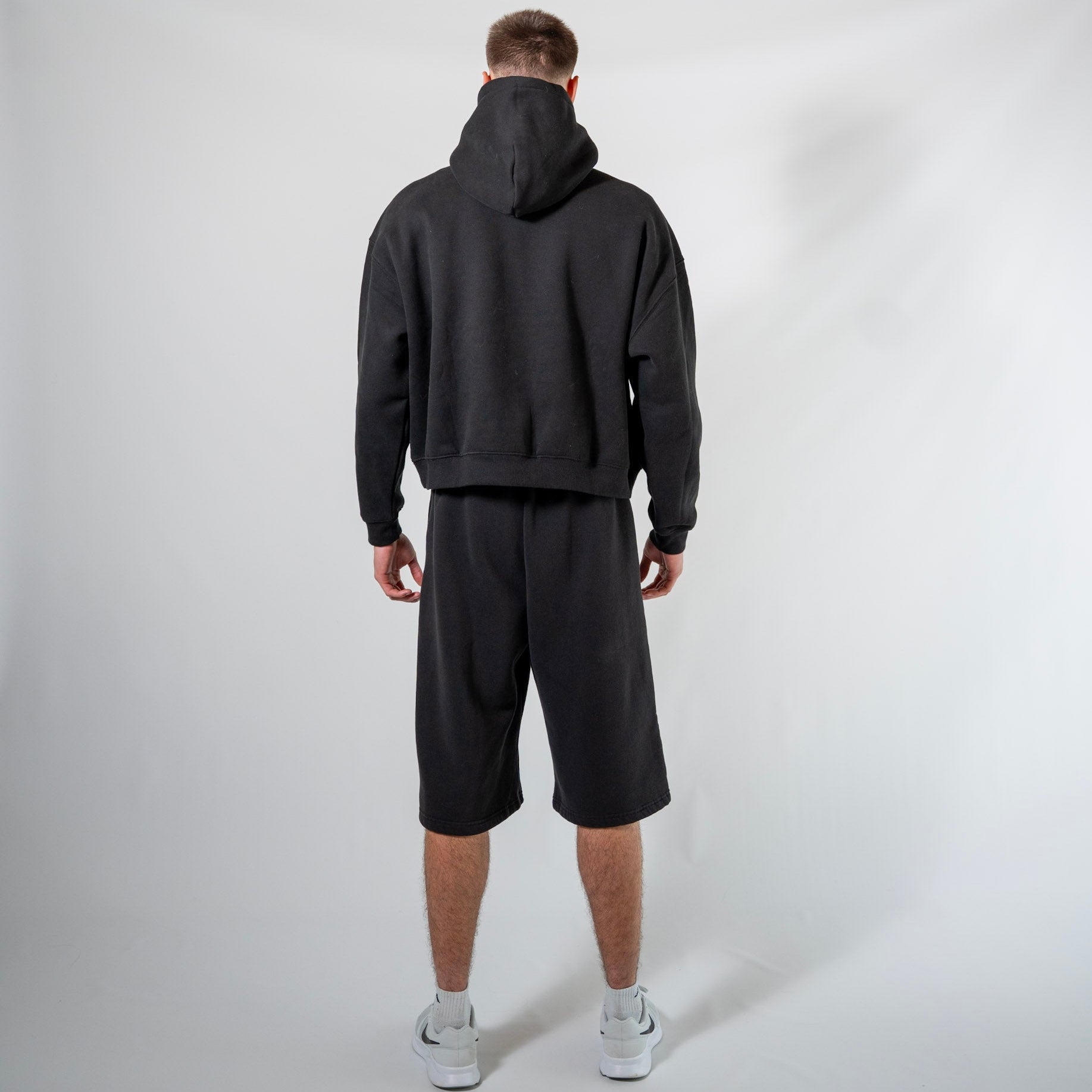 Essential Cropped Hoodie